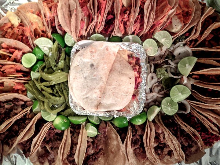 Triunfan las Roscas de Reyes taqueras en Pachuca
