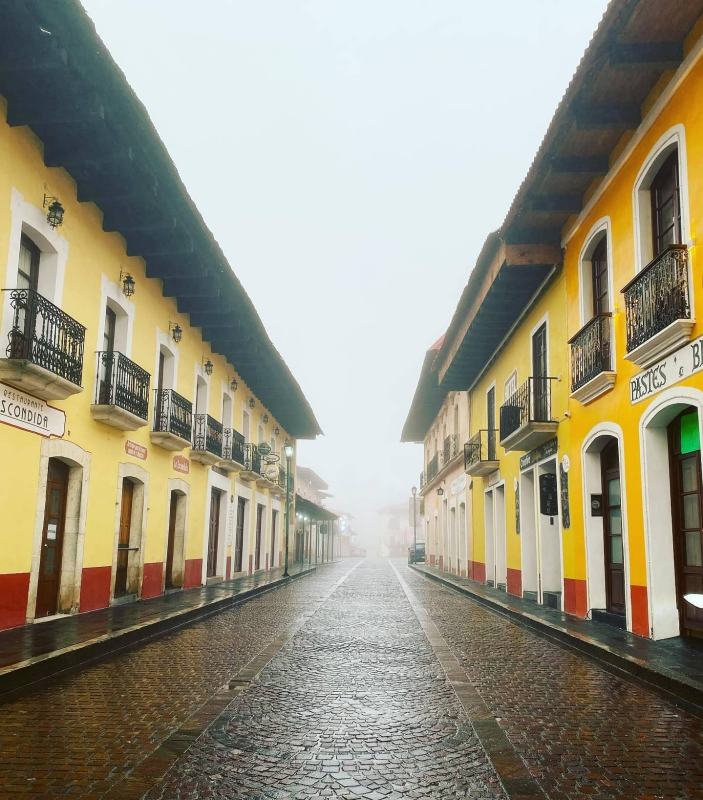 #Galería: Entre nubes, las postales que dejó el clima en Real del Monte