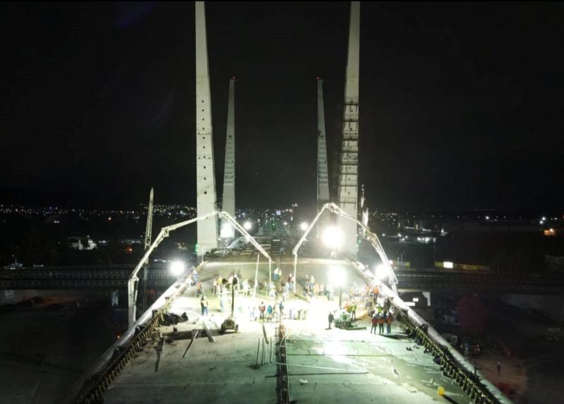 #Fotos: Avances del puente atirantado de Pachuca, continúa el colado de concreto