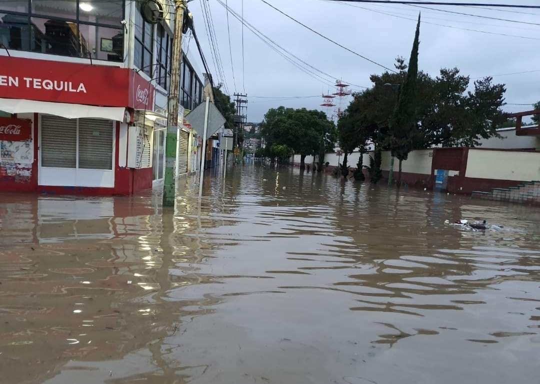 #FotosYVideo: Otra vez emergencia en Tula; río vuelve a desbordarse