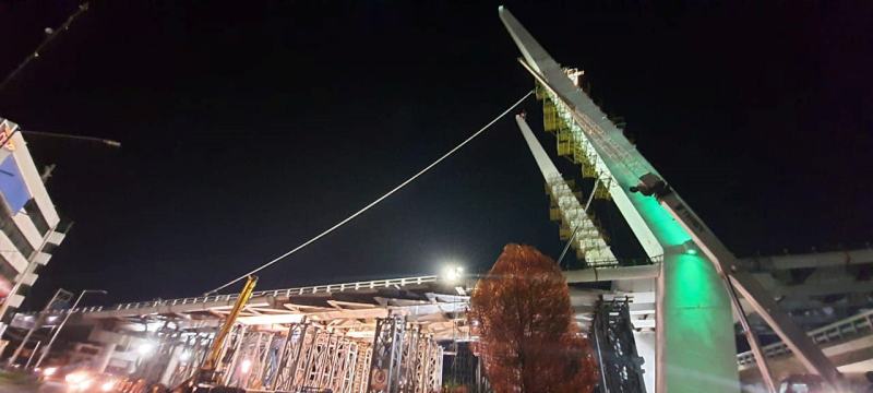 Continúa colocación de tirantes en puente de Pachuca; hay cierres intermitentes (fotos)