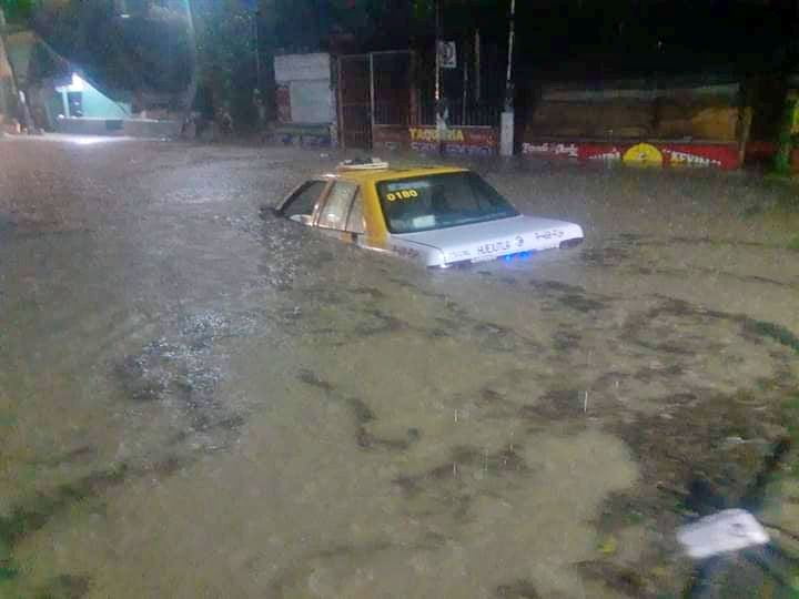 #FotosYVideo: Estragos en Huejutla por lluvias provocadas por Frente Frío 21