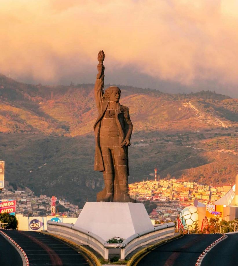 #Fotos: De glorieta a puente atirantado, la "24 horas" de Pachuca a través del tiempo