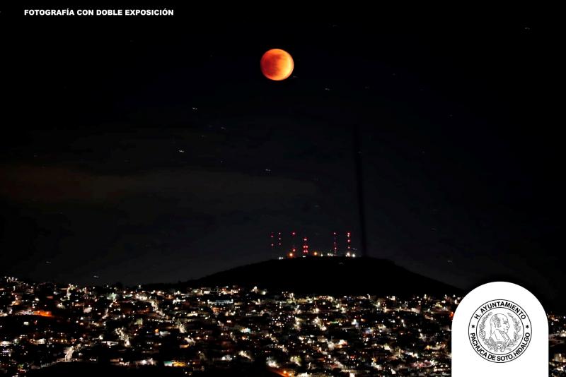 #Galería: Así se vio el eclipse de Luna de sangre en Pachuca