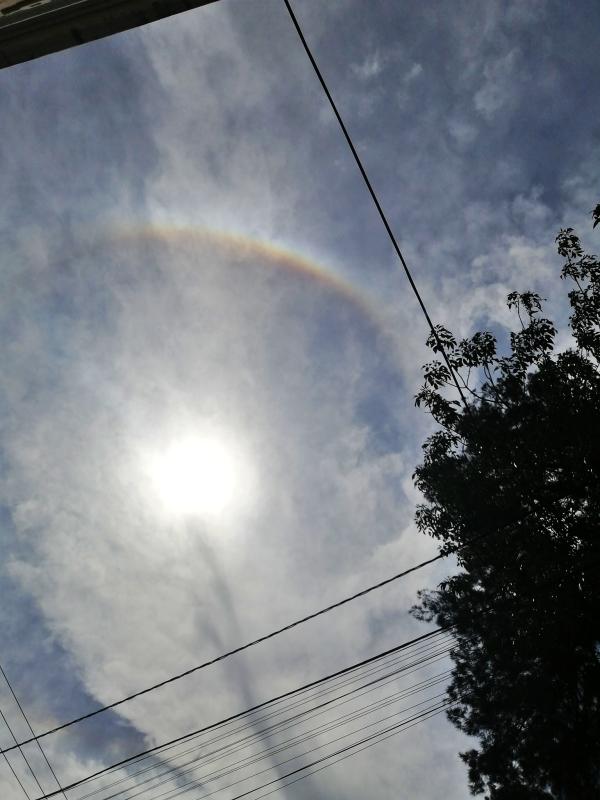 Así se vio el espectacular halo solar este lunes en Pachuca (fotos y video)