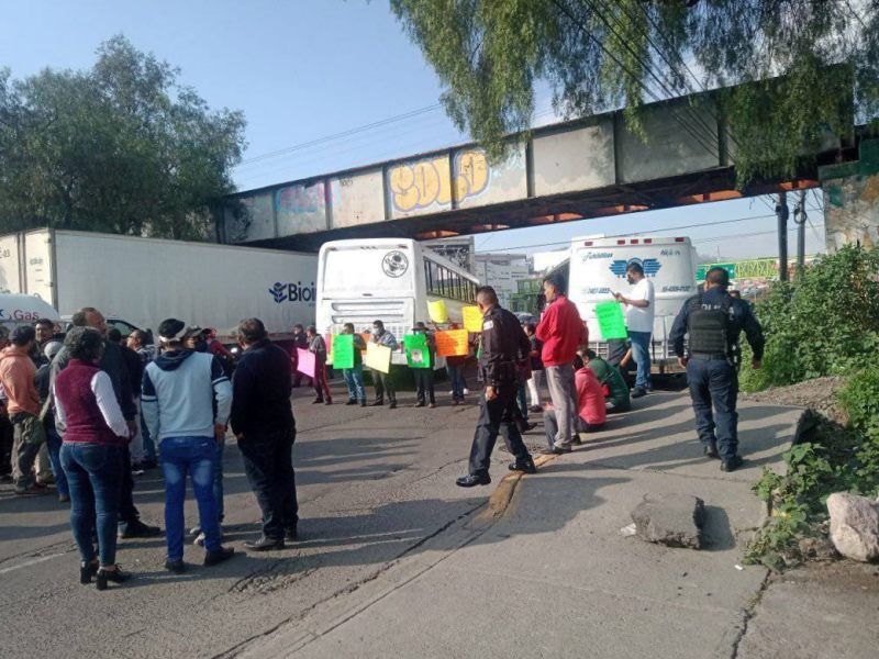 Caos en la México-Pachuca: manifestantes bloquean la autopista