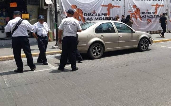 Presuntos clonadores de tarjetas provocan movilización en el centro de Pachuca