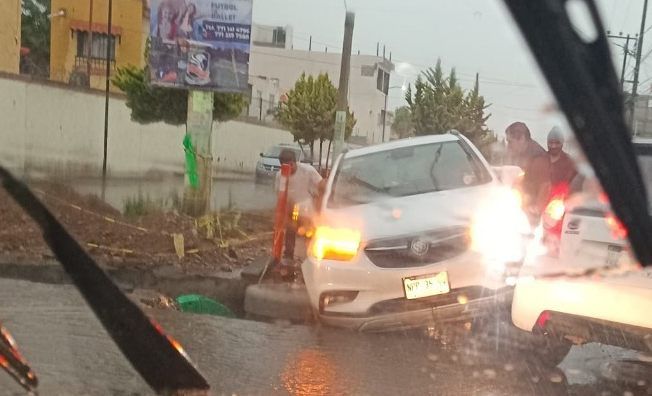 Lluvia provoca estragos este sábado en Pachuca