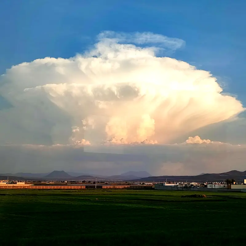 La impresionante nube tipo explosión que se vio en Pachuca y alrededores