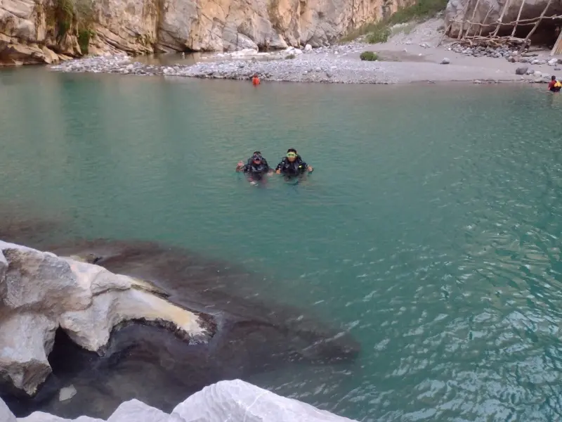 Paseo turístico acaba en tragedia en las Grutas de Xajhá, en Zimapán