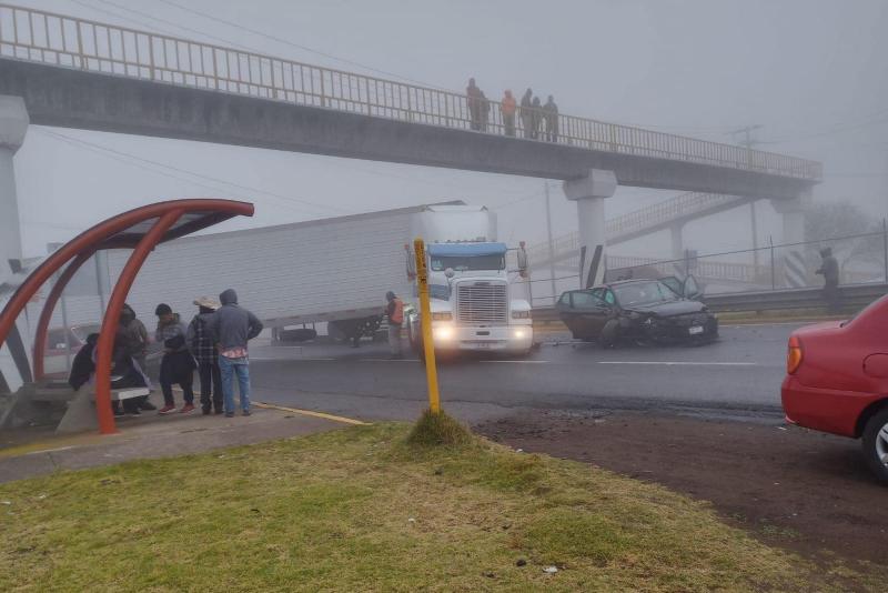 Clima provoca accidentes en carreteras de Hidalgo este viernes