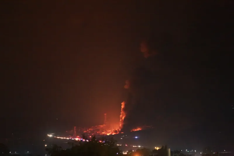 Explosión en ducto de Pemex provoca fuerte incendio cerca de la Pachuca-Tulancingo | Video