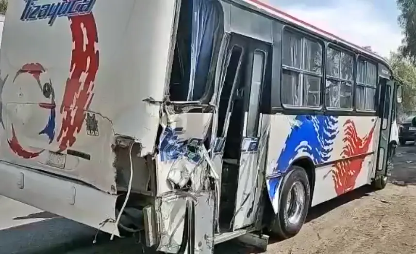 Tren impacta a autobús de Tizayuca en la México-Pachuca