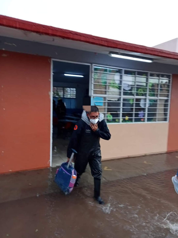 Protección Civil evacuó a 48 niños de una escuela tras la tormenta en Pachuca