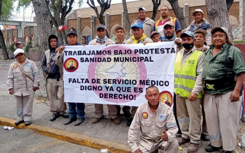 #Manifestación 👷 Trabajan bajo protesta en el municipio de Pachuca