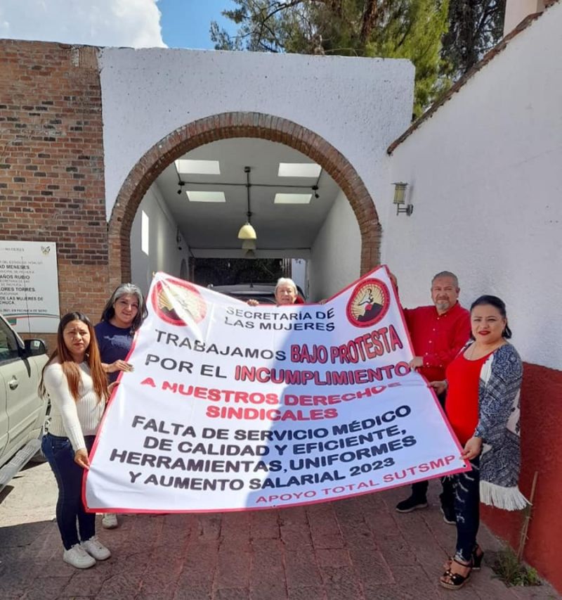 #Manifestación 👷 Trabajan bajo protesta en el municipio de Pachuca