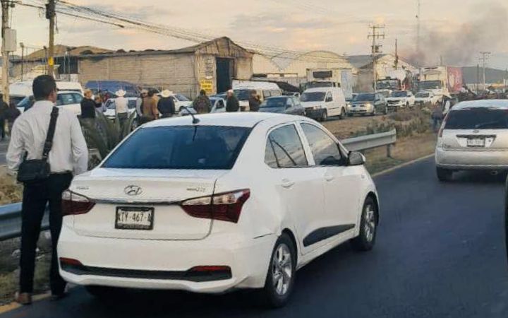 #Cierres 🚨 Manifestantes bloquean la Pachuca - Sahagún