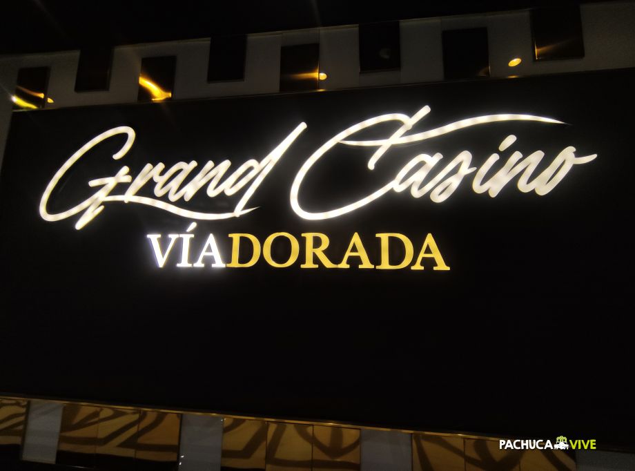 Mucho entretenimiento y buena comida, así es el Grand Casino Vía Dorada