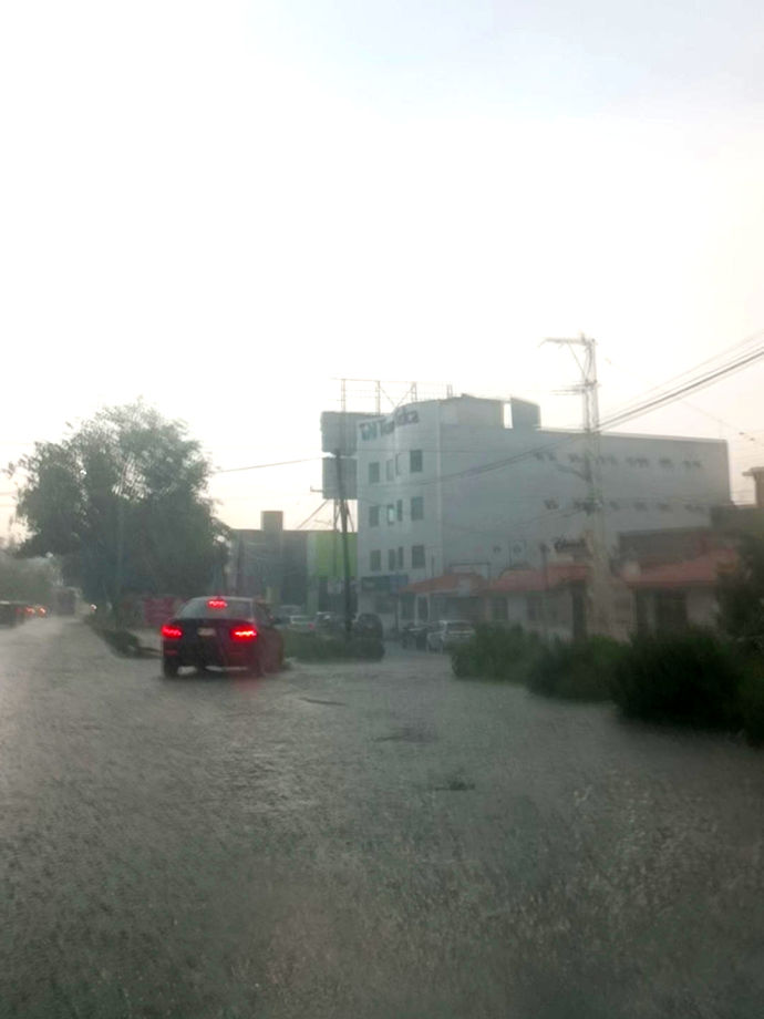 #Fotos: Se cae el cielo en Pachuca; así la intensa lluvia en la capital hidalguense