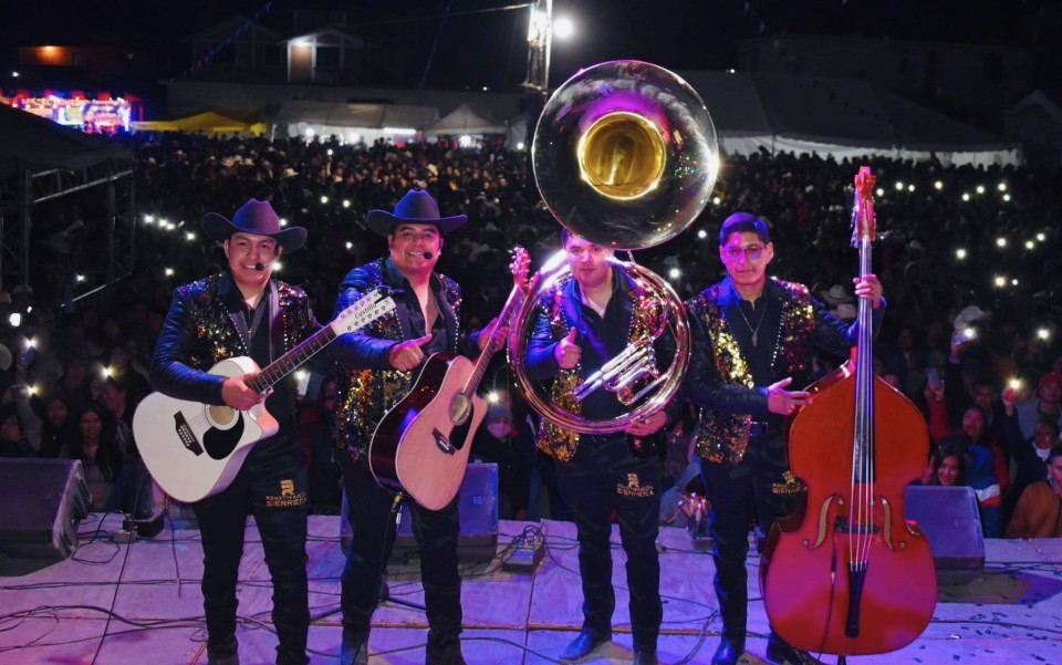 Grupo musical sufre robo en colonia de Pachuca
