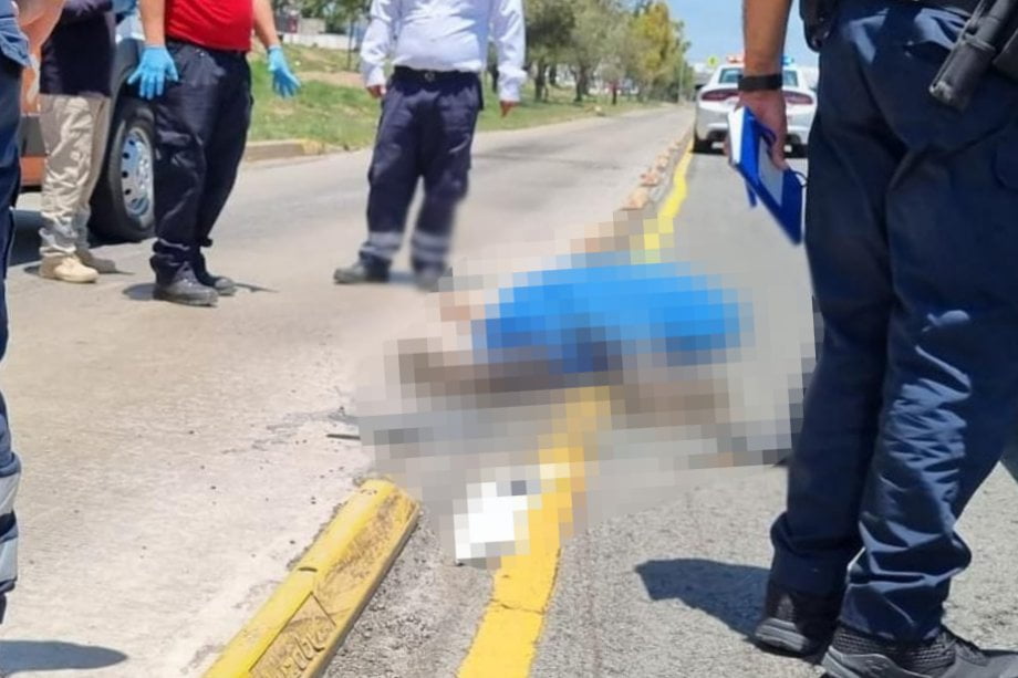 Intentó cruzar la carretera al sur de Pachuca y perdió la vida