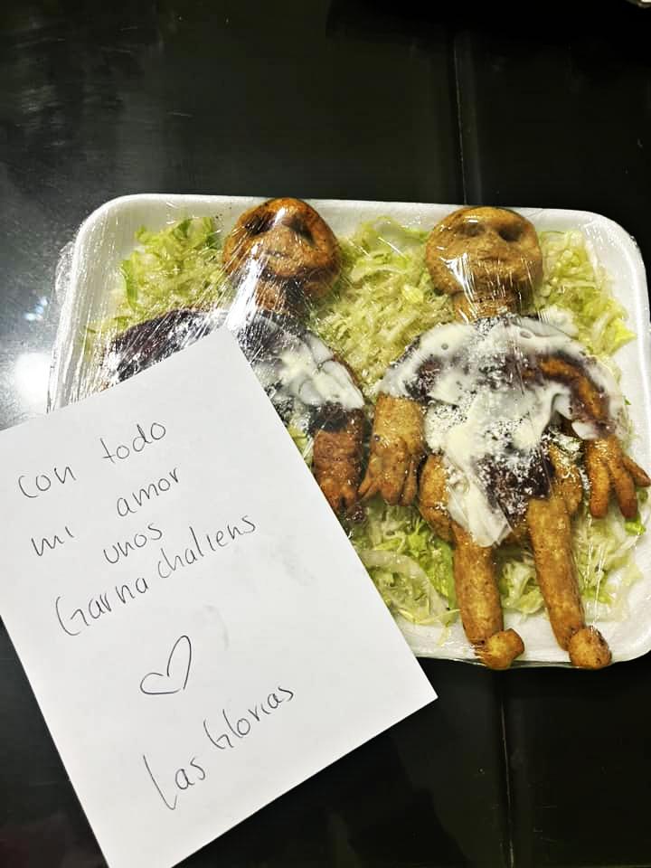 Crean en Hidalgo las 'garnachaliens': los ovni-sopes de las momias de Nazca