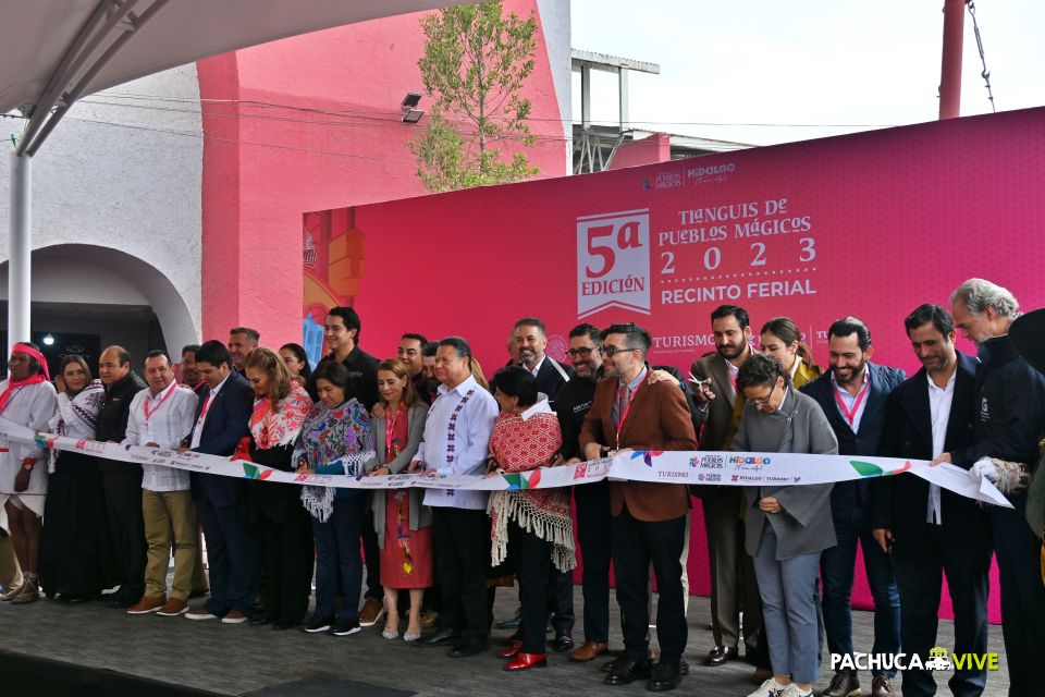 Rostros, trajes y color: galería del Tianguis de Pueblos Mágicos 2023 en su primer día