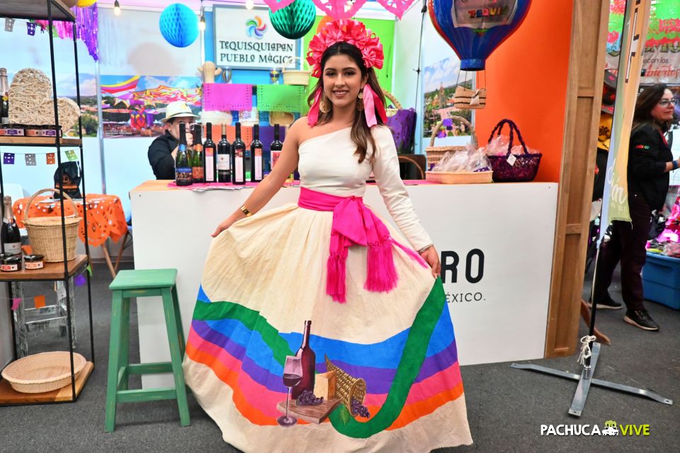 Rostros, trajes y color: galería del Tianguis de Pueblos Mágicos 2023 en su primer día