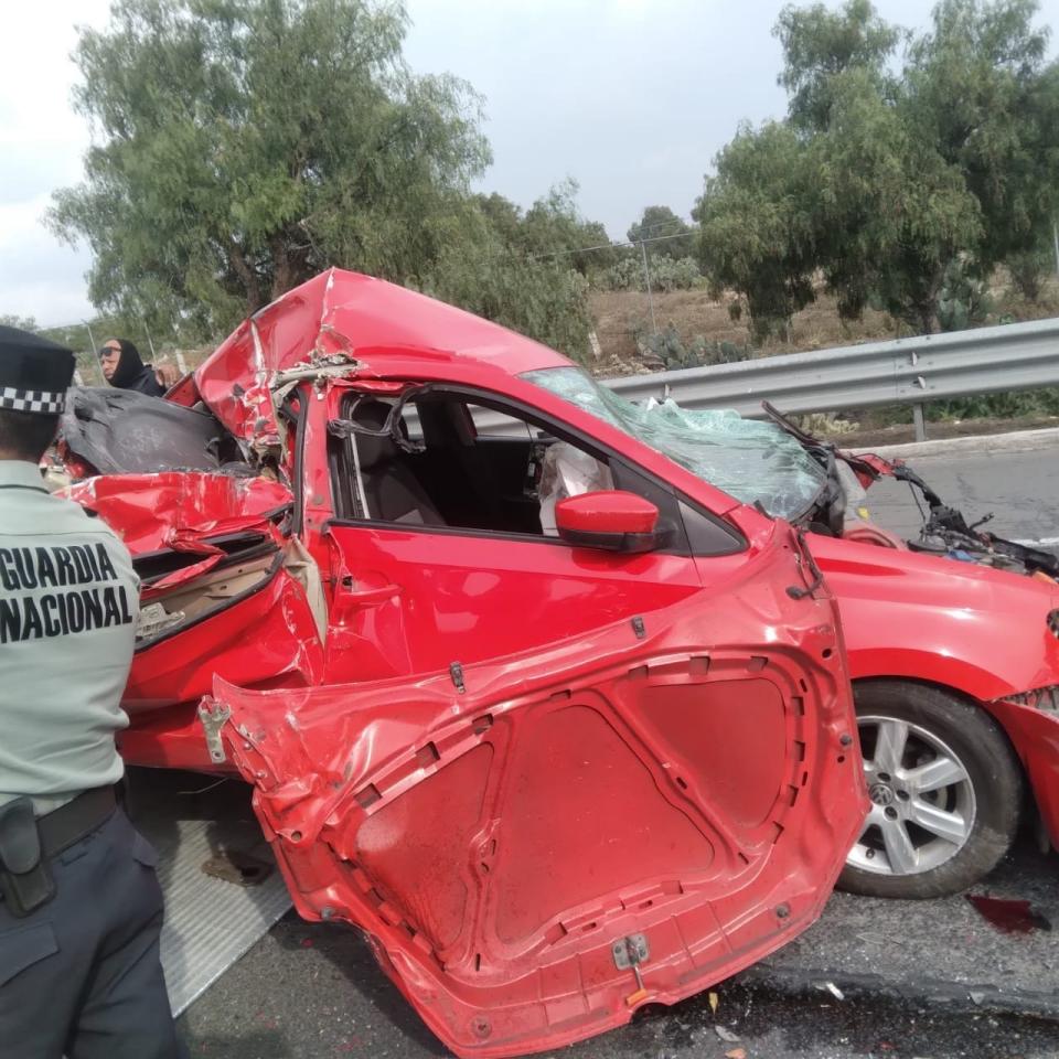 #DeMilagro: Conductor sobrevive a escalofriante accidente en la México-Pachuca