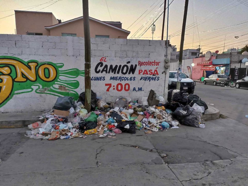 Severa crisis de basura en Pachuca; el servicio de recolección brilla por su ausencia