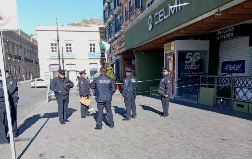 Hombre pierde la vida en un cajero automático del centro de Pachuca