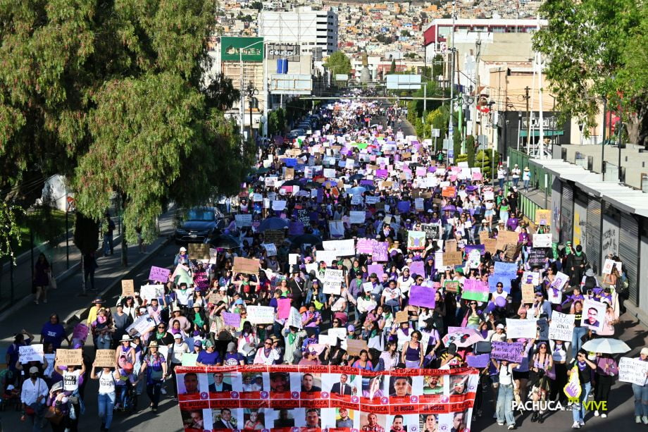 ¡Miles! Así se vivió la marcha 8M en Pachuca | Fotos y video