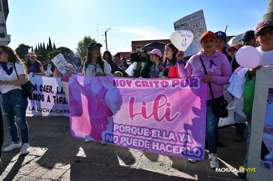 ¡Miles! Así se vivió la marcha 8M en Pachuca | Fotos y video