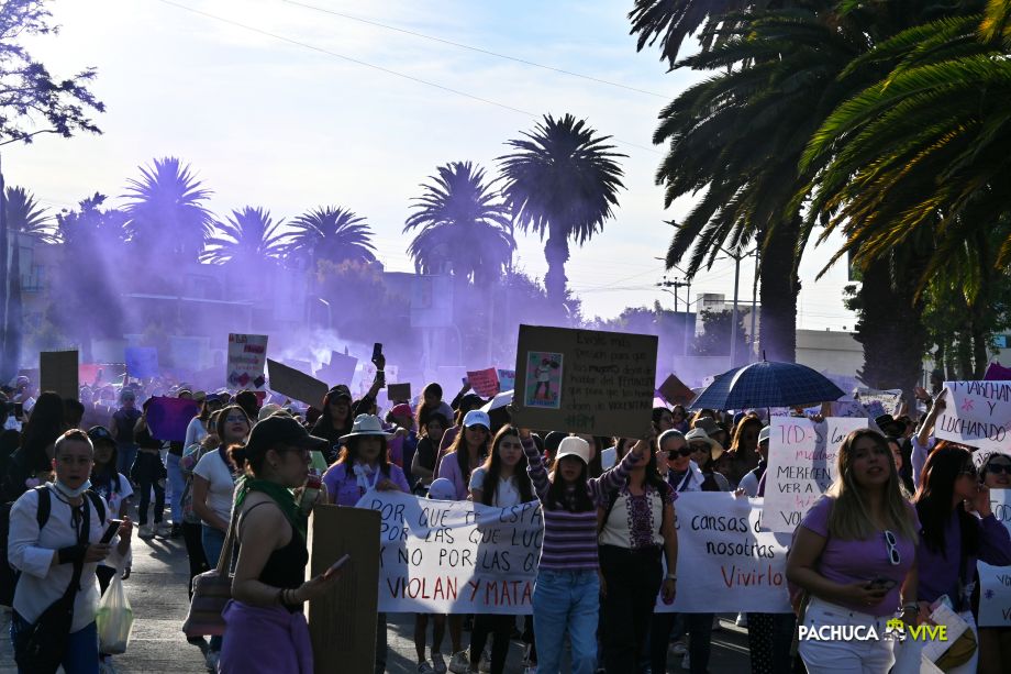 ¡Miles! Así se vivió la marcha 8M en Pachuca | Fotos y video