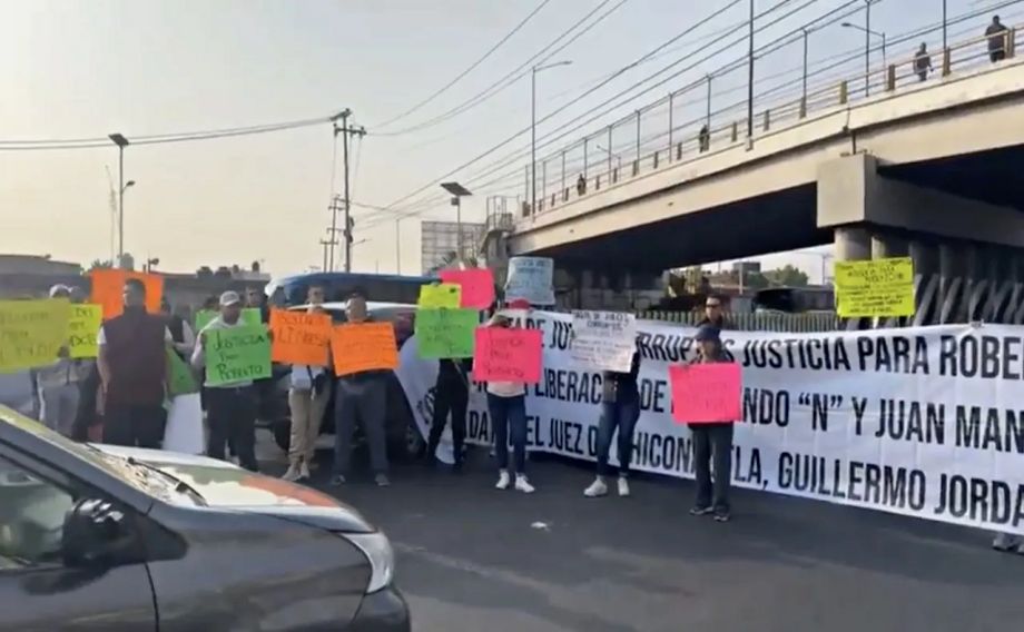 ¡Manifestación! Bloquean la México-Pachuca familiares de una víctima de homicidio