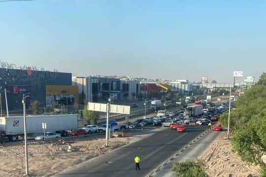 ¡Colapsa el sur de la ciudad! Protestan por falta de agua con bloqueos en la México-Pachuca