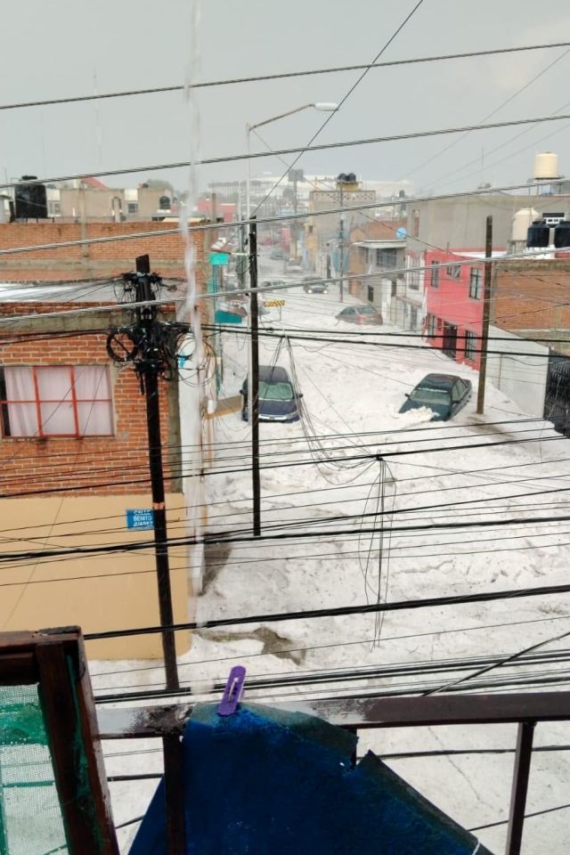 ¡Impresionante! Intensa granizada se desata en Puebla dejando gruesa capa de hielo y devastación | FOTOS y VIDEO