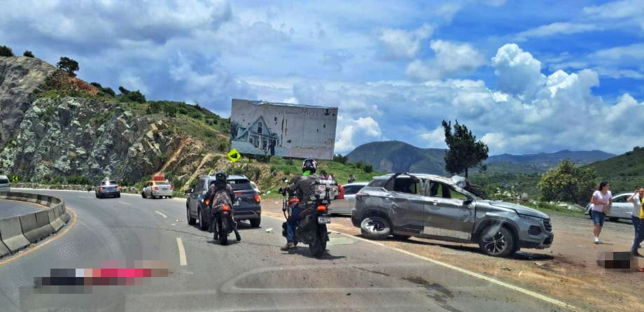 Fatal accidente en el Corredor de la Montaña: fallecen dos personas al salir proyectadas de un vehículo