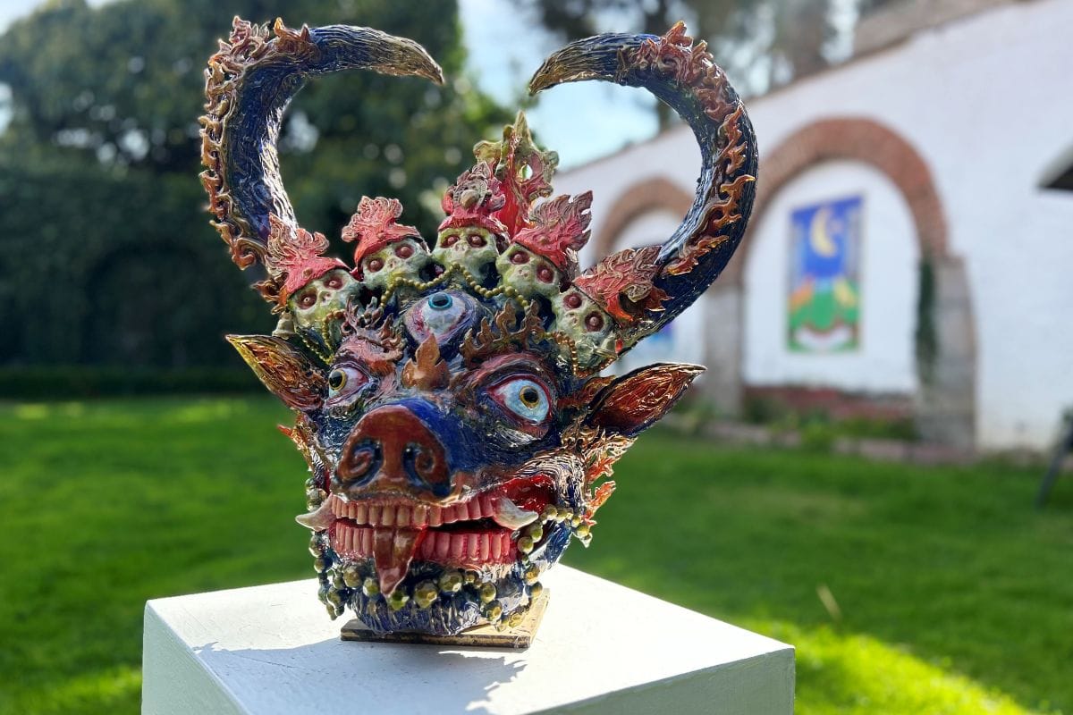 Casa de Cultura de Pachuca tendrá celebración de Día de Muertos con grabado, máscaras, baile y cine.