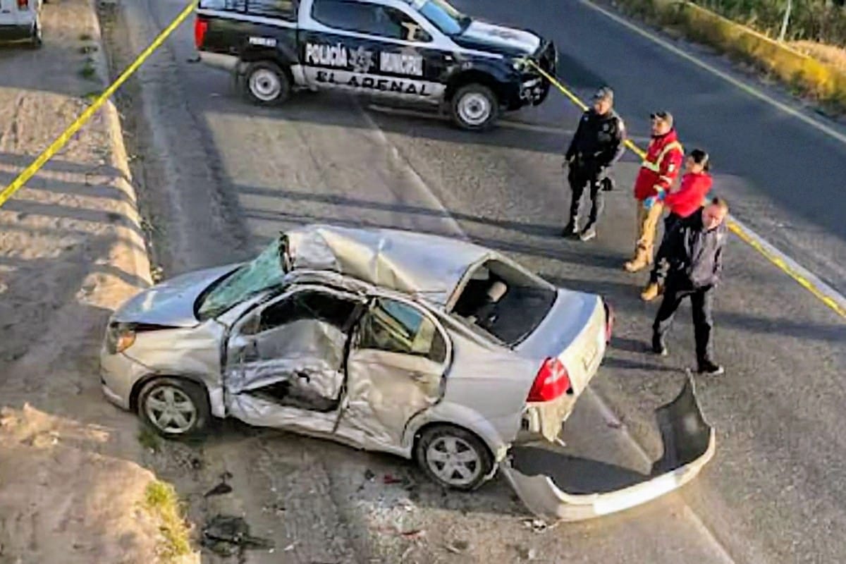 Fallece conductor en choque entre vehículo y autobús de pasajeros en la Pachuca-Actopan