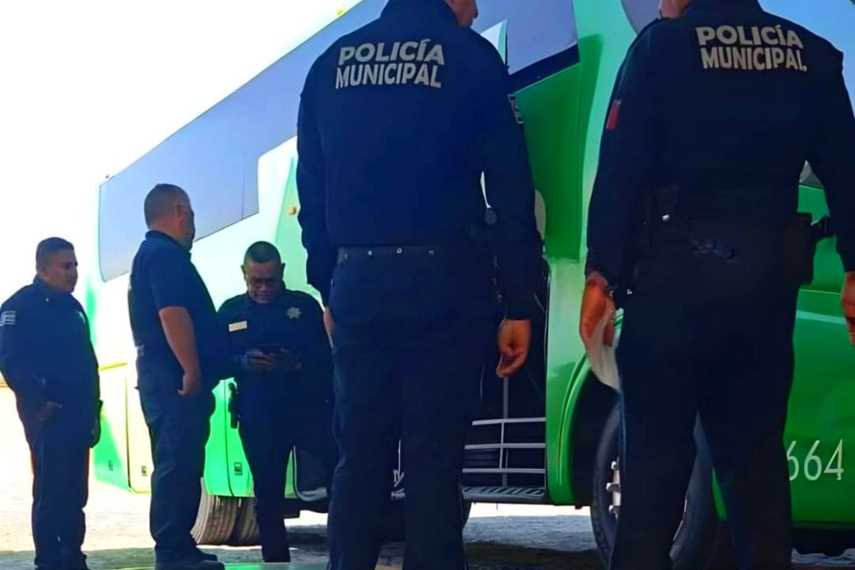 ¡Increíble! Autobús de ruta Pachuca-Querétaro viaja varios kilómetros con una mujer atrapada en el maletero