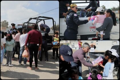 Policías se convierten en Reyes Magos para repartir juguetes y sonrisas en colonias de Pachuca