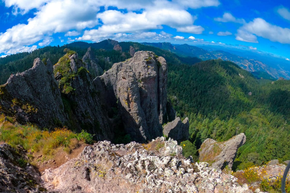 Joven turista pierde la vida al caer de lo alto de la peña La Muela en Mineral del Chico